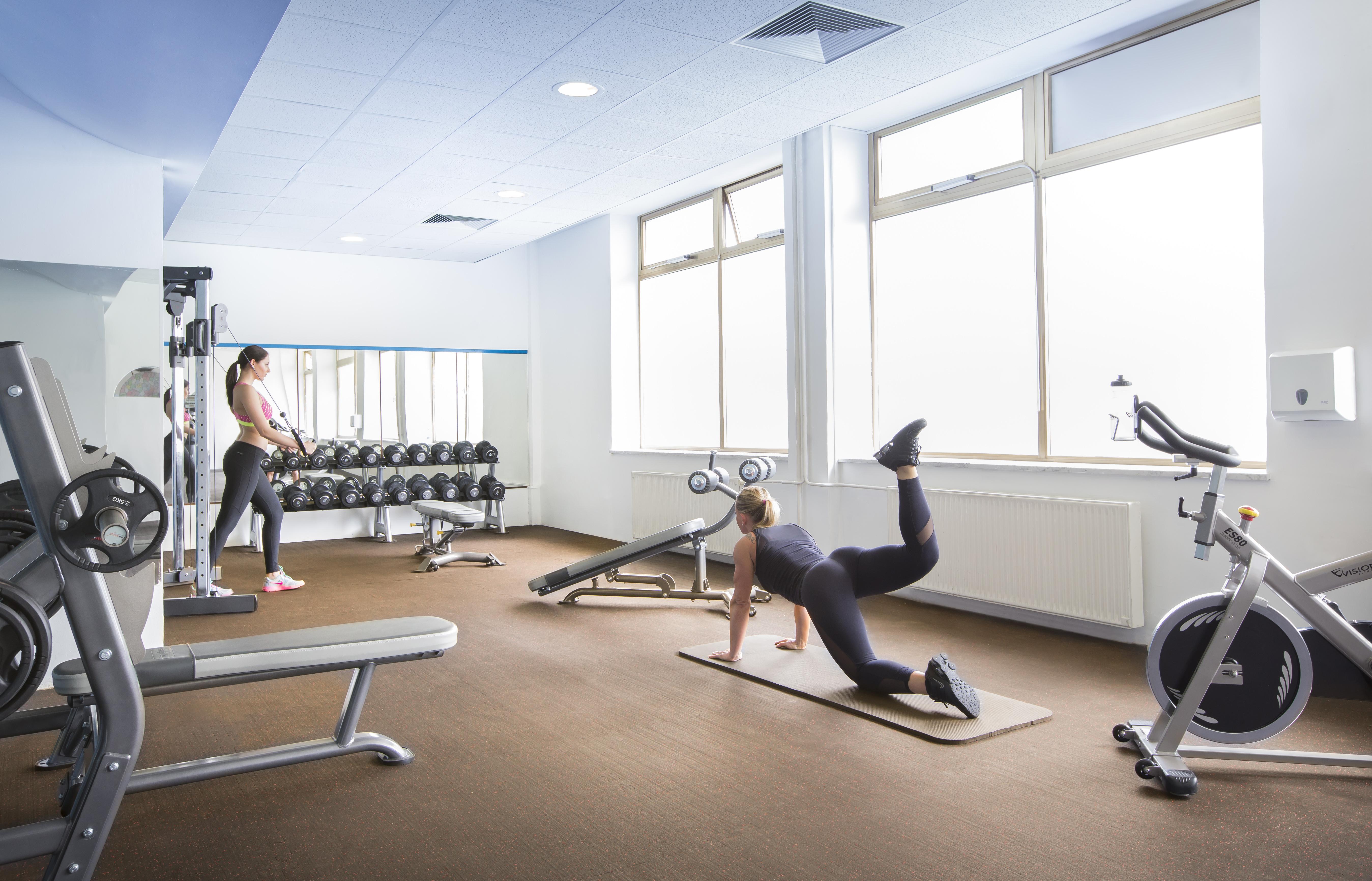 Remisens Hotel Metropol Portoroz Exterior foto The gym at the University of Bath