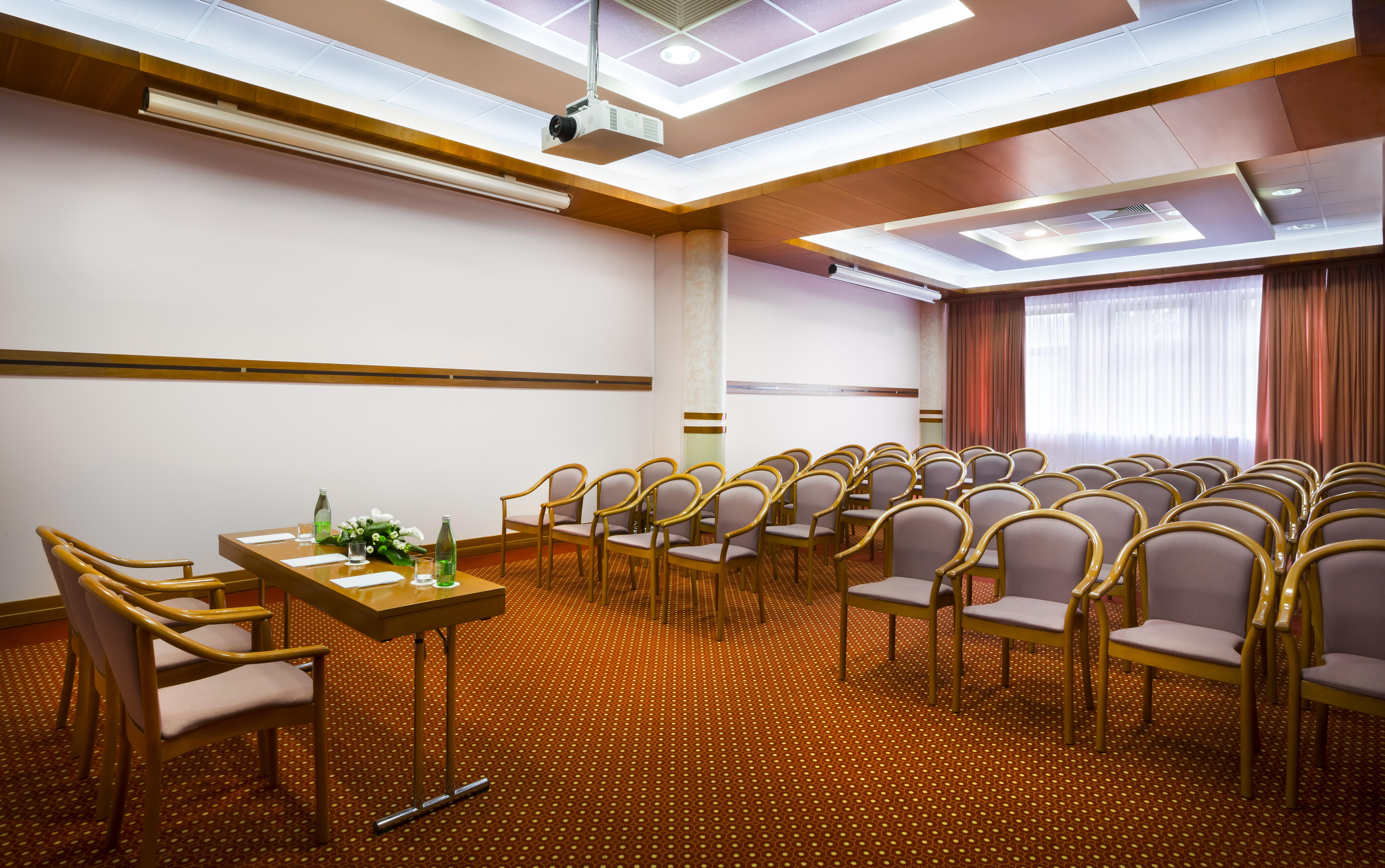 Remisens Hotel Metropol Portoroz Exterior foto Conference room