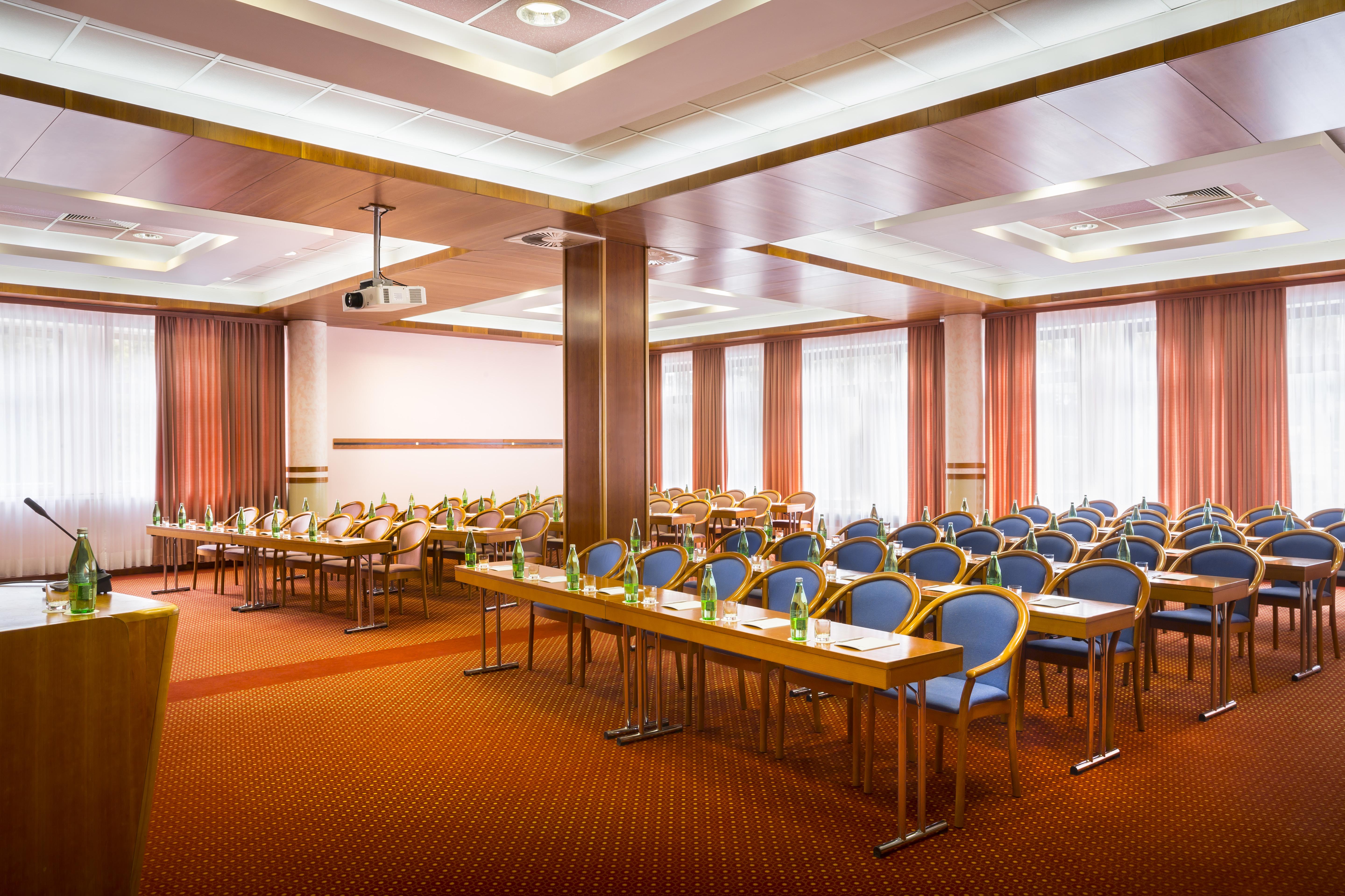 Remisens Hotel Metropol Portoroz Exterior foto Meeting room